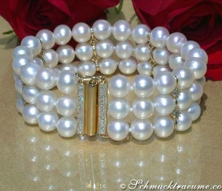 Armband aus Gelbgold 585 mit 0.950 Karat Diamanten und 7-8 mm Süßwasserperlen