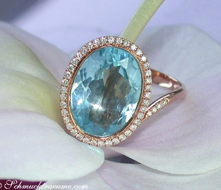 Blautopas-Ring mit Diamanten in Roségold 750