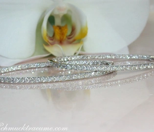 Ovale Brillanten Creolen aus Weißgold 750, funkelnd und elegant