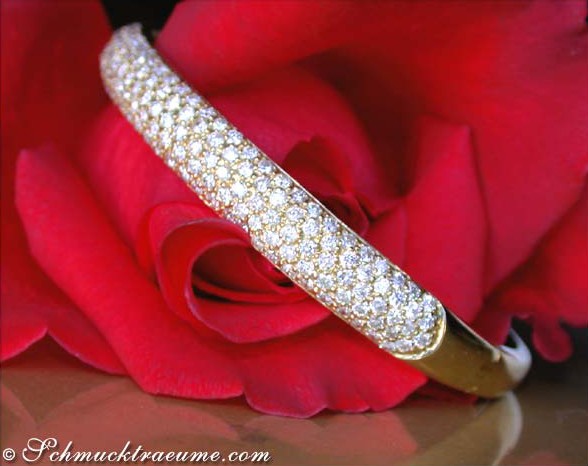 Gelbgold-Armreif mit 4.050 W SI Diamanten