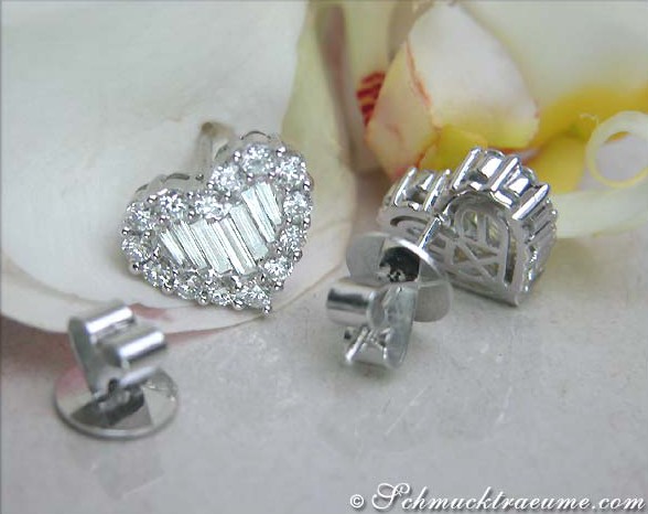 Exquisite Brillanten Herz Ohrstecker mit Baguette Diamanten - Image 5