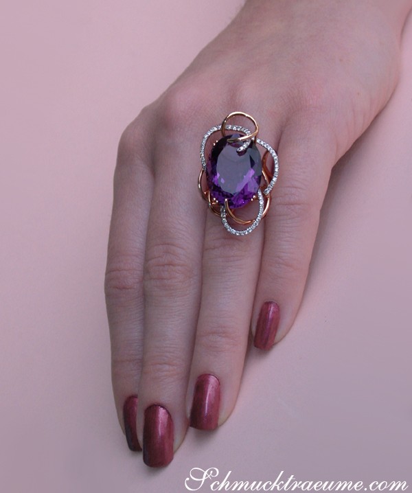 Außergewöhnlicher Amethyst Ring mit Diamanten - Image 5