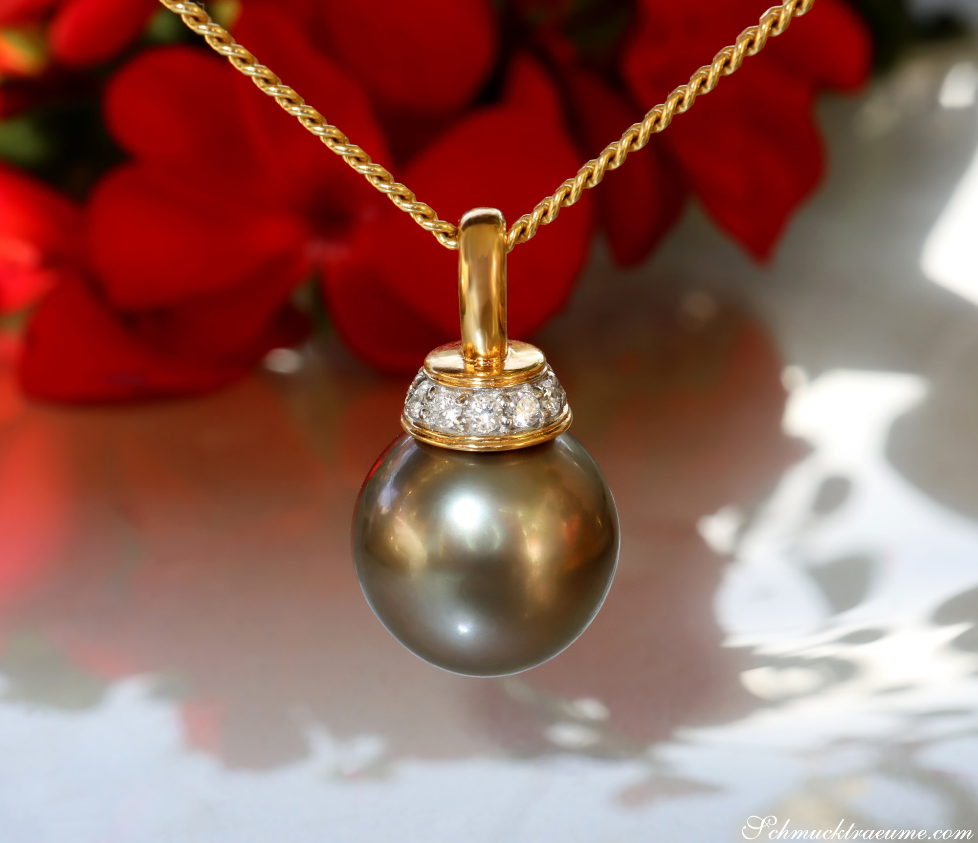 Wundervoller Tahitiperle Anhänger mit Brillanten (mit Kette) - Image 9