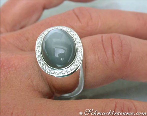 Schwerer Mondstein Ring mit Brillanten - Image 6