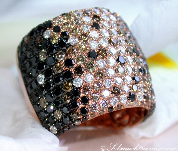 Stattlicher Ring mit schwarzen Diamanten, naturbraunen & weißen Brillanten - Image 2