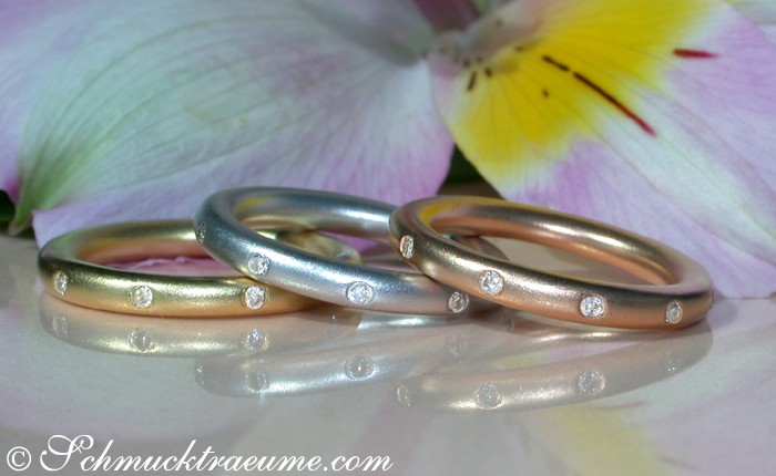 Drei Brillanten Ringe im Sternenhimmel Design - Image 3