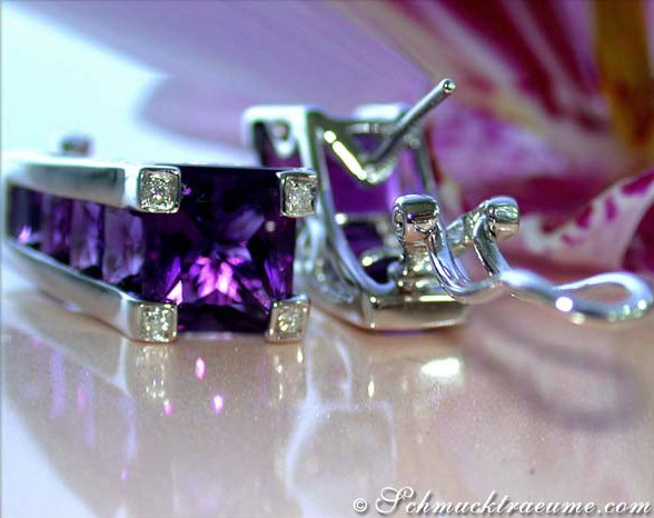 Weißgold-Ohrstecker mit Amethyst und Diamanten, Detailaufnahme