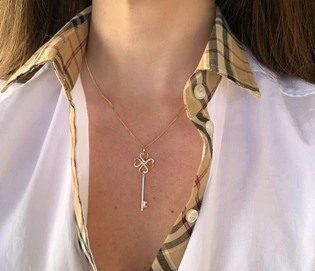 Brillantenschlüssel-Anhänger aus Gelb- und Weißgold 750