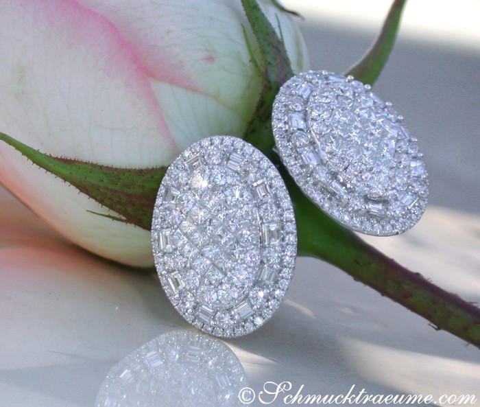 Ovaler Diamantohrring aus Weißgold 750 mit Princess & Baguette Cut