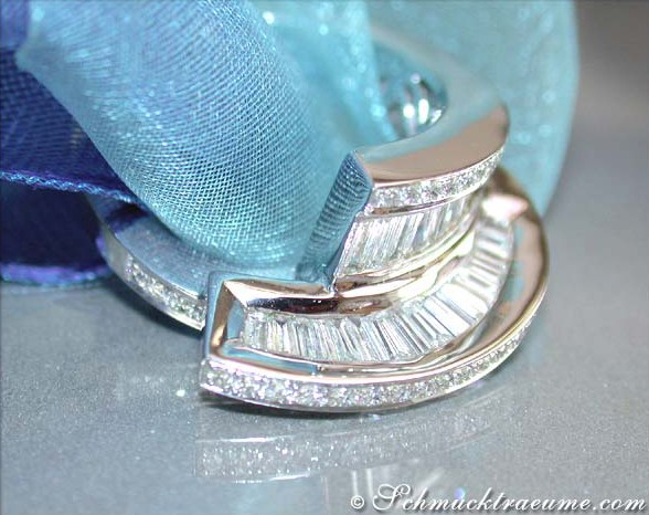 Extravagant: Diamantenring in Weißgold 750 mit 1.500 Karat TW VS