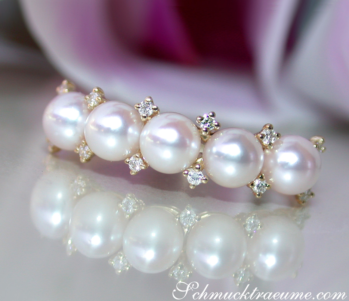Baby Akoya Perlenring mit Diamanten in Gelbgold 585