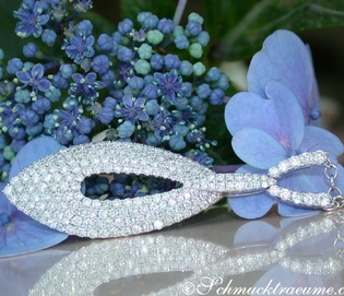 Weißgold 585-Collier mit 1.870 ct TW VS Brillanten