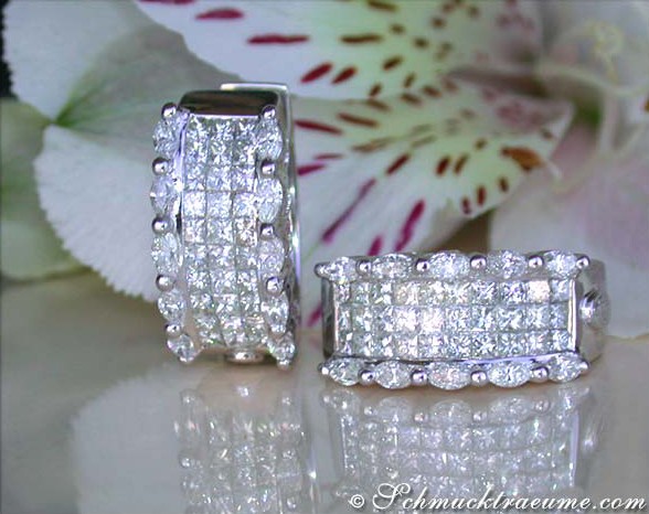 Klassische Diamant-Ohrstecker mit Marquise- und Princess-Diamanten in Weißgold 750