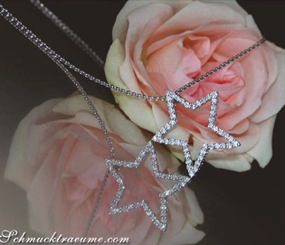 Diamant-Stern-Anhänger in Weißgold mit 0.70 Karat W SI