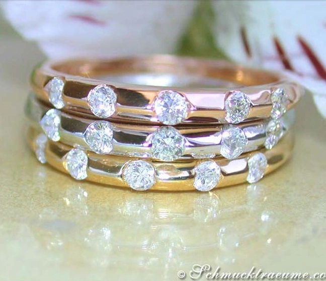 Klassische Brillantringe aus Weiß-, Rosé- & Gelbgold 750, detailreich gestaltet Klassische Brillantringe aus Weiß-, Rosé- & Gelbgold 750, detailreich gestaltet