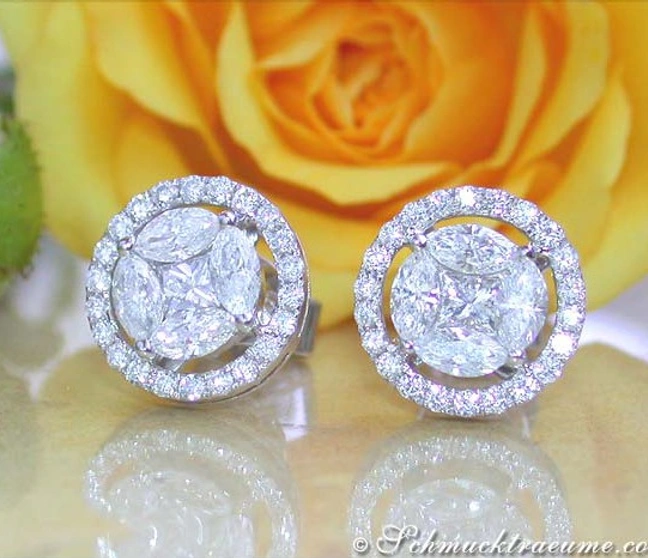 Traumhafte Ohrstecker mit Diamanten im Marquise und Princess Schliff, detailgenaue Handarbeit in Weißgold 750 Traumhafte Ohrstecker mit Diamanten im Marquise und Princess Schliff, detailgenaue Handarbeit in Weißgold 750