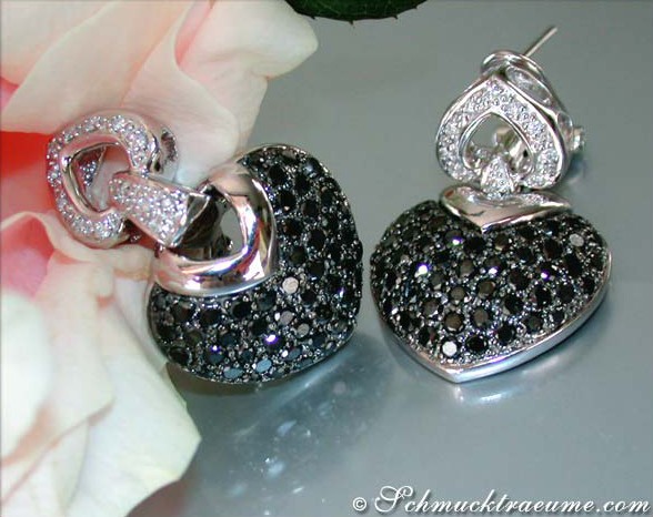 Wunderschöne Herz Ohrstecker mit schwarzen Diamanten - Image 3