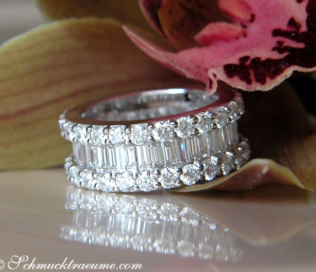 Exquisiter Brillanten Memory Ring mit Baguette Diamanten - Image 1 Exquisiter Brillanten Memory Ring mit Baguette Diamanten - Image 1