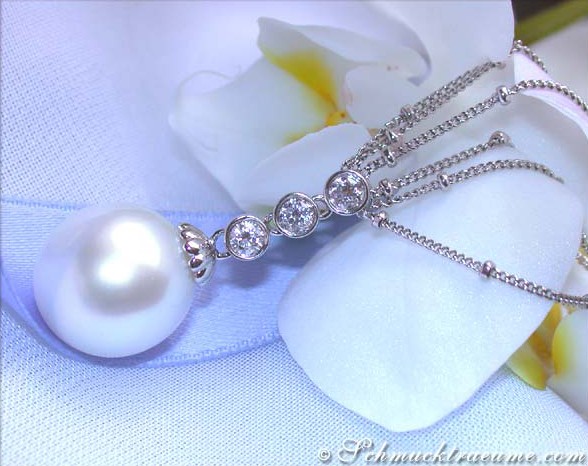 Traumhaftes Südseeperle Collier mit Brillanten - Image 4