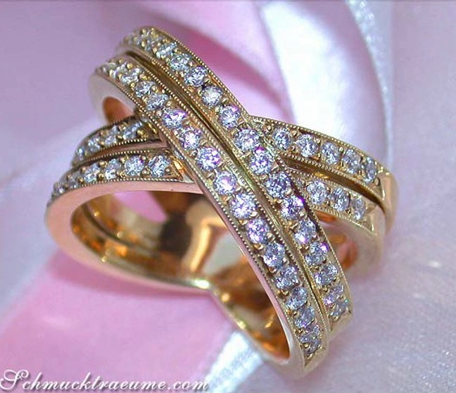 Gelbgold 750 Ring mit überkreuzten Diamantreihen, detailreich, prächtig Gelbgold 750 Ring mit überkreuzten Diamantreihen, detailreich, prächtig