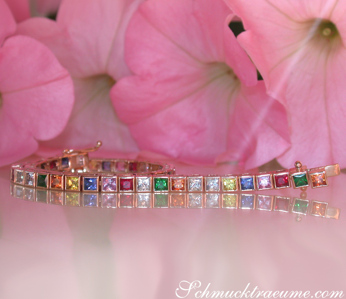 Prinzessenschliff Armband mit farbenfrohen Edelsteinen auf roségoldener Basis
