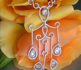 Illusion-Collier mit Diamanten und Brillanten in Weißgold 750