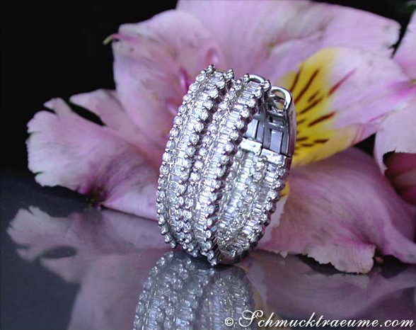 Luxus-Diamant-Creolen mit Baguette- und Brillanten in Weißgold 750