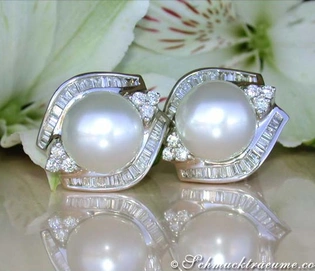 Perlenohrringe mit Diamanten in Weißgold, makellose 13-14 mm Südseeperlen