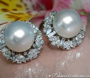 Südseeperlen-Ohrstecker mit Diamanten in Weißgold 750