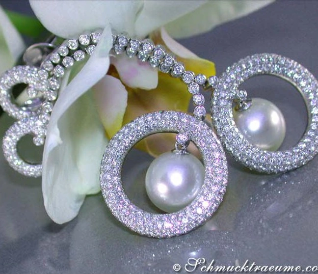 Ausgesuchte Südseeperlen Ohrgehänge mit Brillanten (7 cm) - Image 1 Ausgesuchte Südseeperlen Ohrgehänge mit Brillanten (7 cm) - Image 1