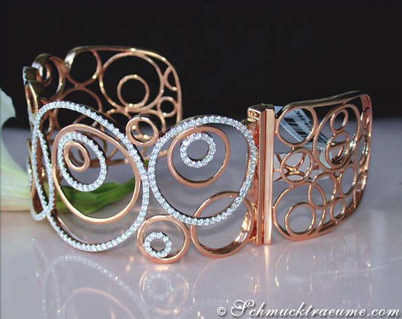 Extra breiter Brillanten-Armreif in Roségold mit 3.930 Karat und 59 Gramm Gewicht