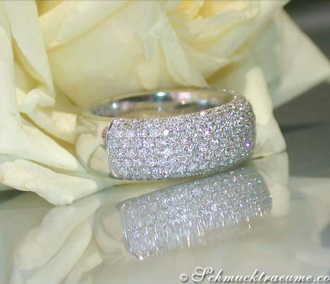 Schwerer Brillanten Halb Memory Ring - Image 1 Schwerer Brillanten Halb Memory Ring - Image 1