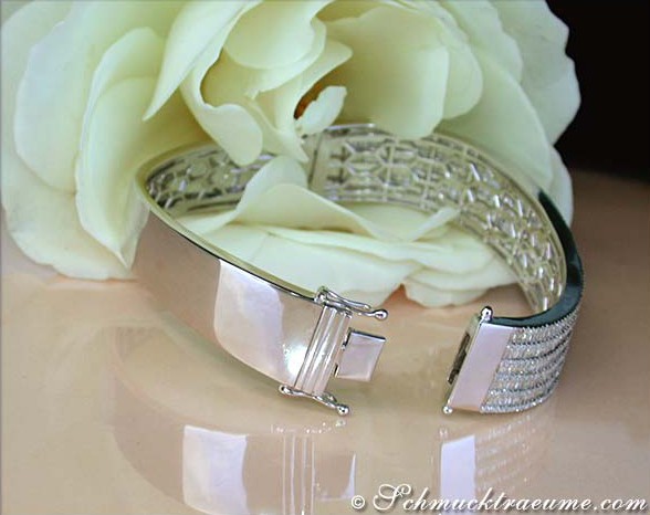 Prachtvoller Diamanten Armreif in Weißgold 750 - Image 4