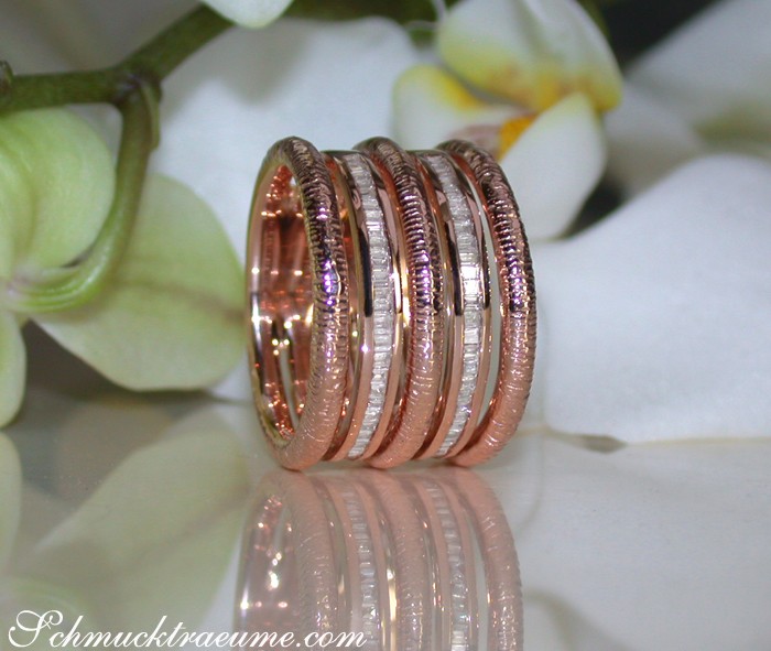 Puristischer Roségold Ring mit Diamanten - Image 2