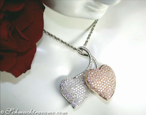 Exquisiter Doppel Herz Anhänger mit Brillanten in Weißgold & Roségold