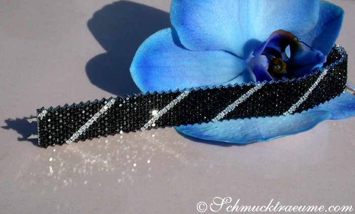 Hochkarätiges Armband mit schwarzen Diamanten & Brillanten, 14.960 Karat, 38,60 Gramm, Weißgold 750