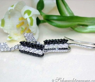 Schwarz-Weiß-Diamant-Ohrhänger in Weißgold 750