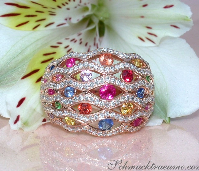 Stattlicher Regenbogen Saphir Ring mit Diamanten - Image 1 Stattlicher Regenbogen Saphir Ring mit Diamanten - Image 1
