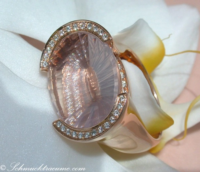 Extravaganter Rosenquarz Ring mit Brillanten - Image 1 Extravaganter Rosenquarz Ring mit Brillanten - Image 1