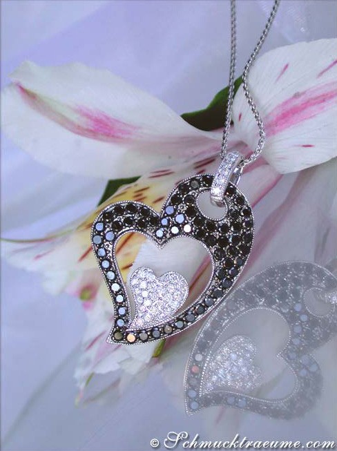 Charmanter Herz Anhänger mit schwarzen Diamanten - Image 4