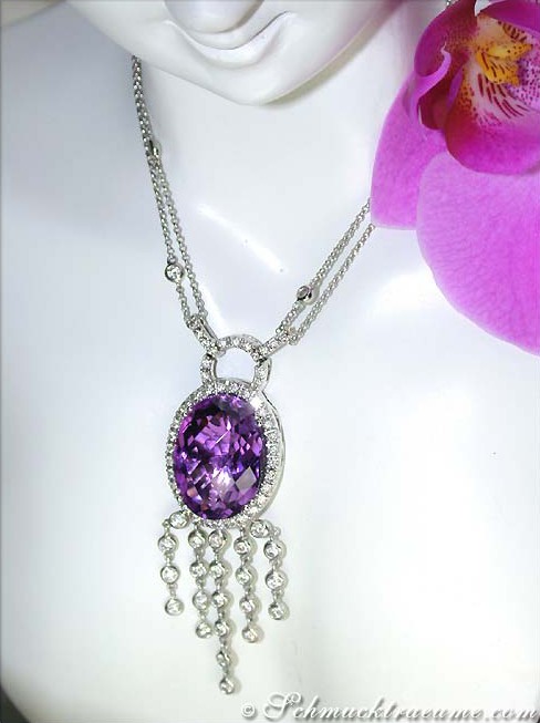 Weißgold 750 Collier mit Amethyst und Brillanten, Detailansicht, Art-Déco-Stil