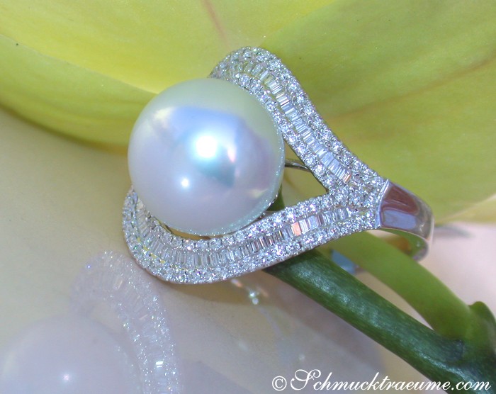 Traumhafter Südseeperle Ring mit Brillanten im Herz-Design - Image 2
