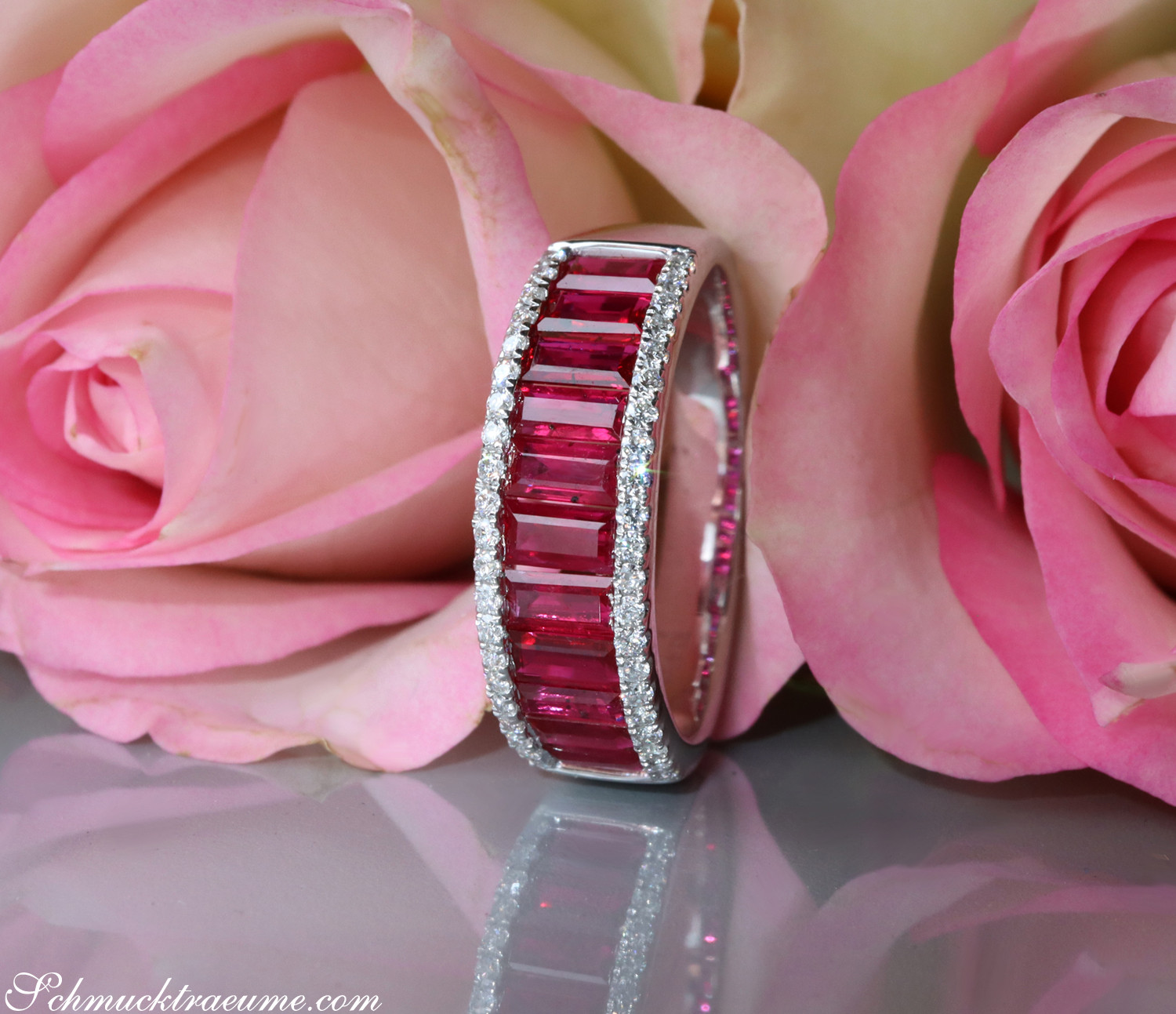 Rubin Baguette Ring mit Brillanten in Weißgold 750