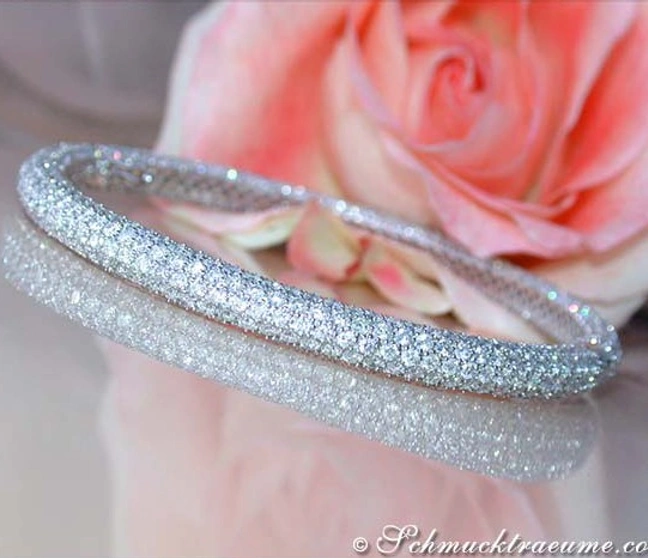 Erstklassiger Brillanten Armreif (12,30 ct.) - Image 1 Erstklassiger Brillanten Armreif (12,30 ct.) - Image 1