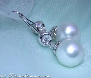 Weißgold 585 Ohrhänger mit 10-11 mm Südseeperlen und Brillanten