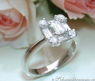 Feinster Brillantenring im Carré-Design aus Weißgold 750