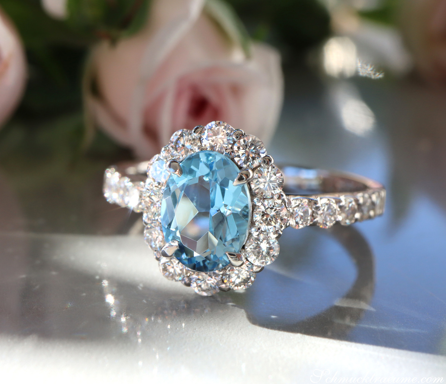 Zeitlos eleganter Aquamarin Ring mit Brillanten - Image 8