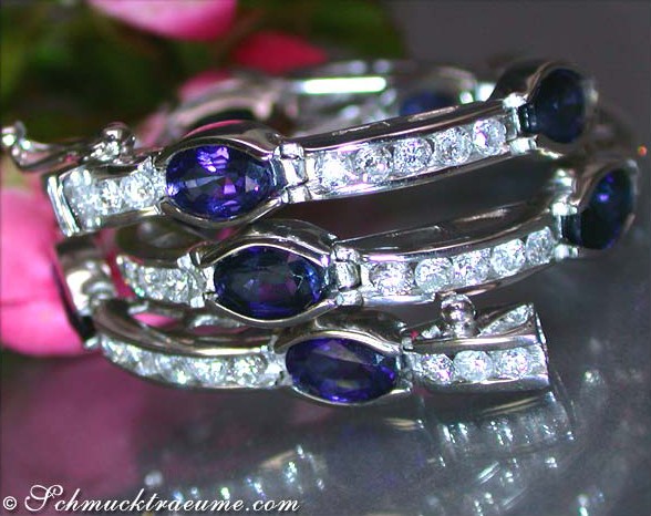 Weißgold Armband mit Saphiren und Brillanten, Detailaufnahme, elegant, glänzend