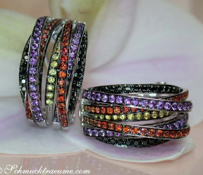 Ungewöhnliche Ohrringe mit schwarzen Diamanten, Amethysten & Saphiren - Image 1 Ungewöhnliche Ohrringe mit schwarzen Diamanten, Amethysten & Saphiren - Image 1