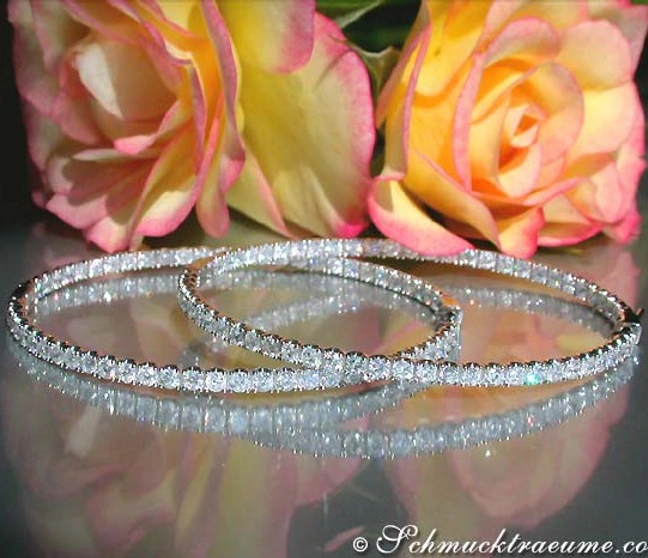 Exquisite Diamant Creolen in Weißgold 750 (Ø 5,40 cm) - Image 1 Exquisite Diamant Creolen in Weißgold 750 (Ø 5,40 cm) - Image 1